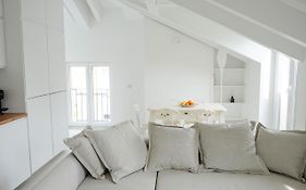 La Maison City Life Apartments